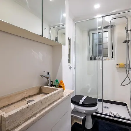 Elegant In The Center דירה *